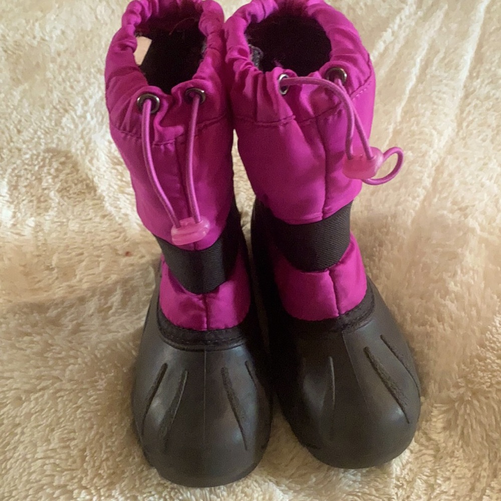 Girl shoes